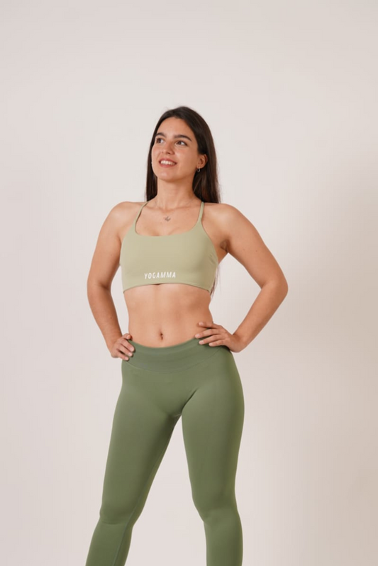 TOP VERDE MILITARE PRO FIT 🧘‍♀️